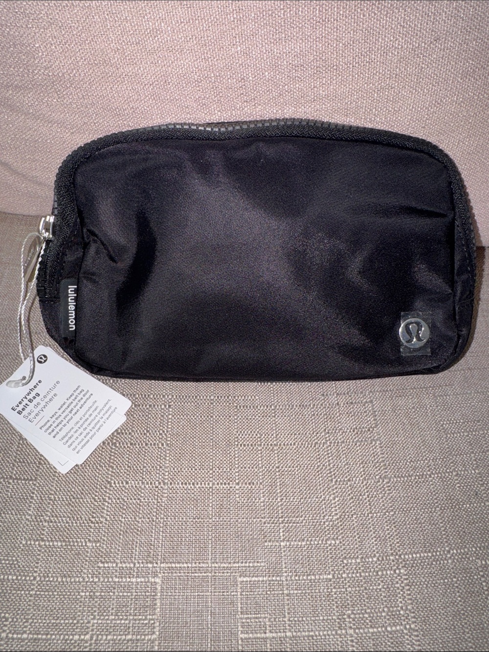 Lululemon Everywhere Belt Bag NWT